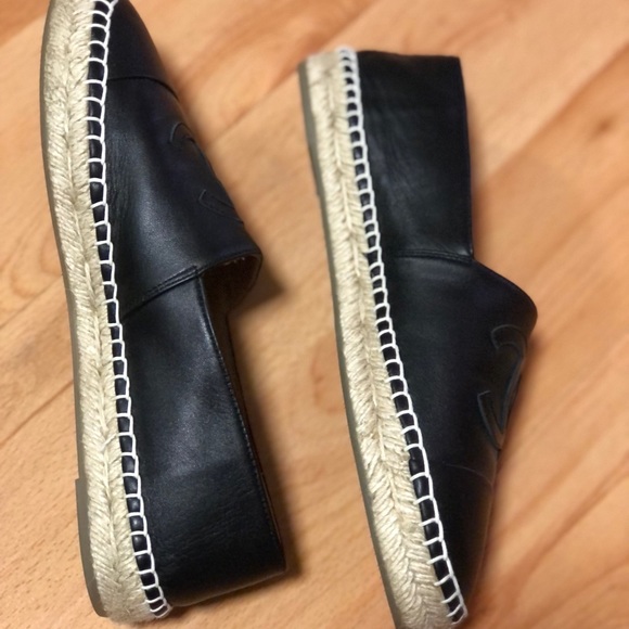 Like new Chanel espadrilles. - Picture 3 of 8